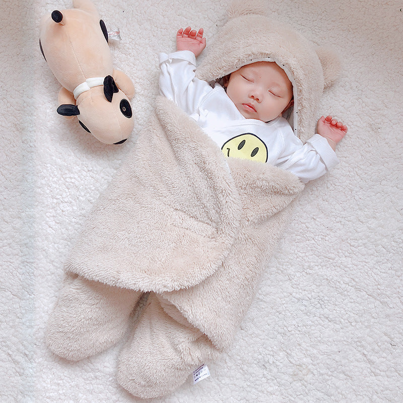 Babysovepose i teddyfleece med bjørneører