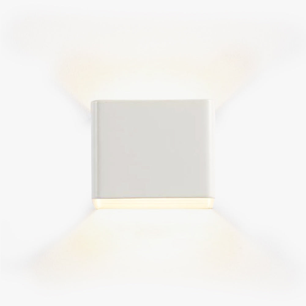 OrrSquare – Moderne firkantet væglampe til stilfuld belysning