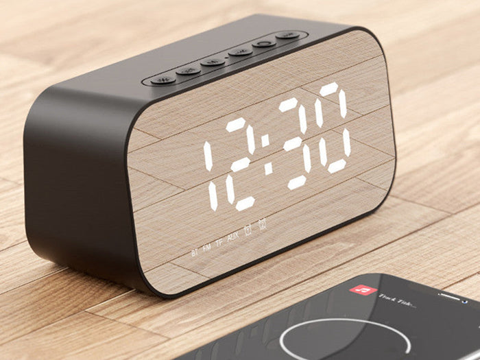 3-i-1 Trådløs Bluetooth Højttaler med Subwoofer, Alarm, Spejlur & Termometer, til Hjem & Kontor