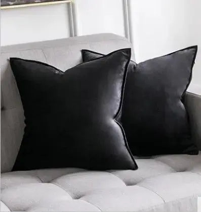 VelvetLuxe – Elegant velourpudeovertræk med raffinerede detaljer