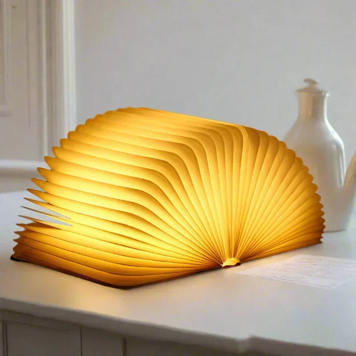 LED Foldbar Boglys – Unik og Skør Gaveidé til Bogelskere, Perfekt til Læsehjørner eller Natbord | Kreativ og Kompakt Nattelys