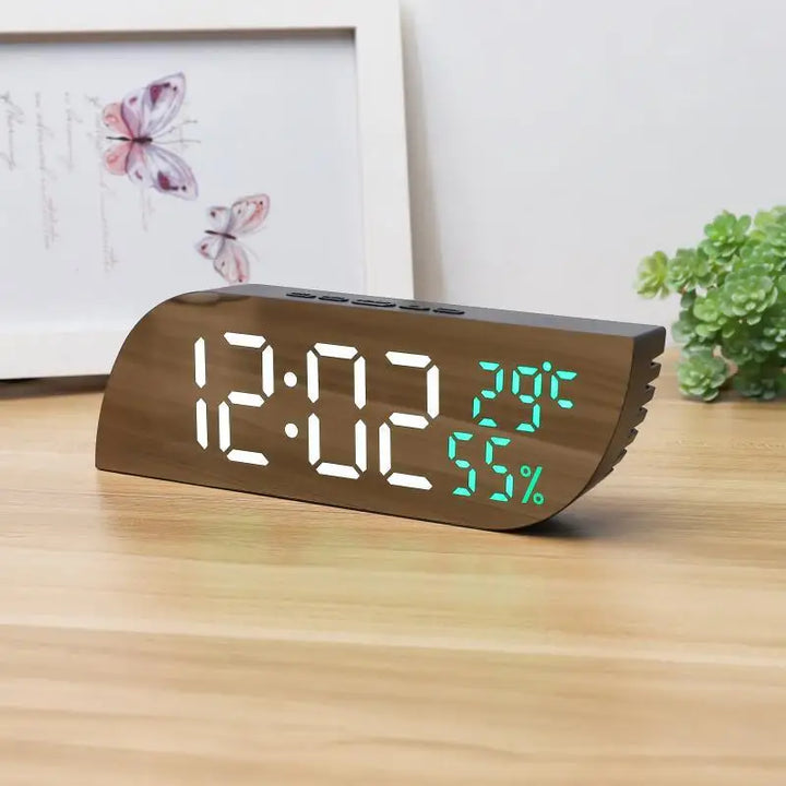 LED Digital Vækkeur med Dobbelt Display &amp; Ubegrænset Snooze