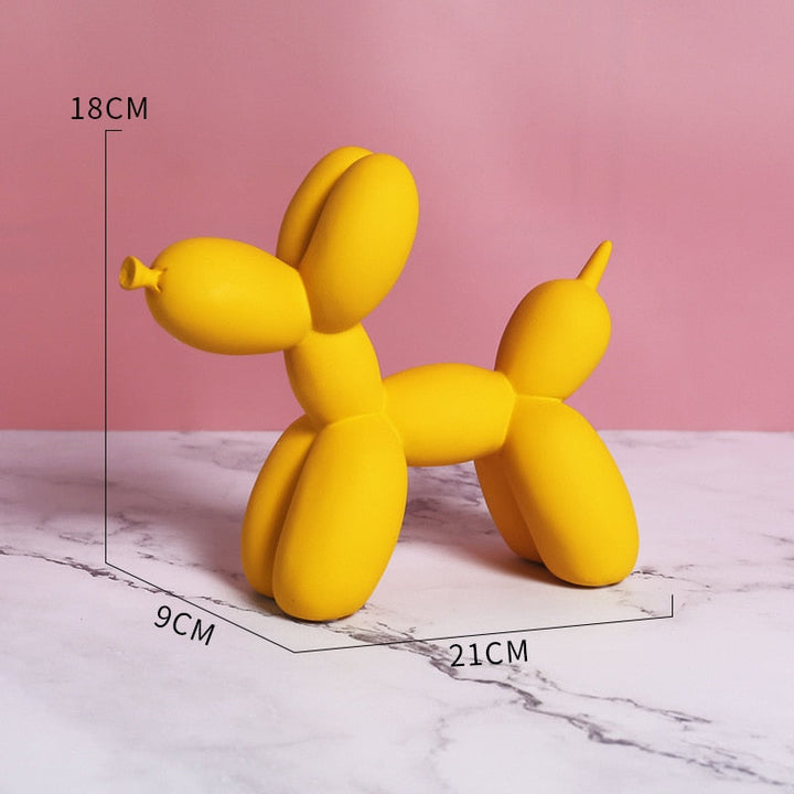 Luksuriøs boligindretning, ballonhund dekoration, kontorbord tilbehør, dyreindretning, moderne populær kunst, nordiske statuer