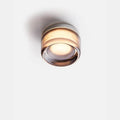 Elegant Væglampe med Blød Belysning og Moderne Design