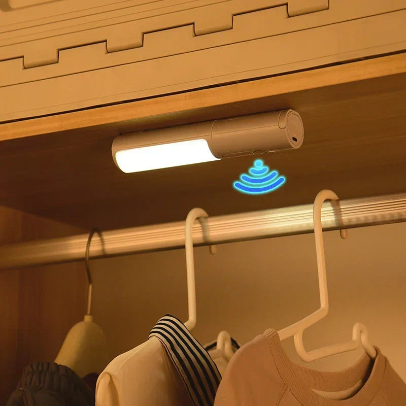 Smart LED Natlys med Sensor