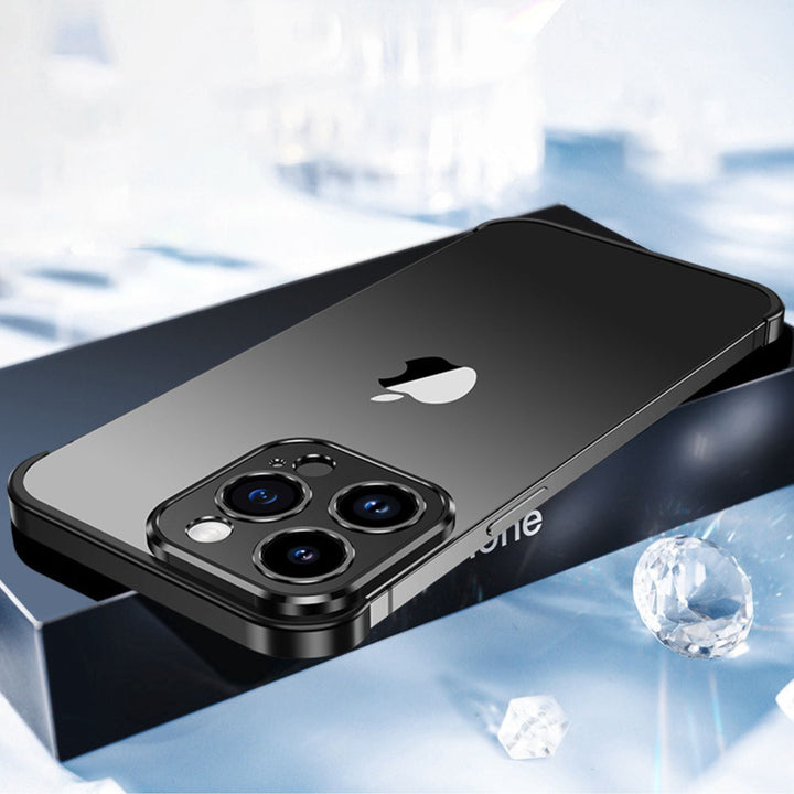 Ultrathin metalcover til iPhone – Usynlig beskyttelse, Slank og robust telefoncover |