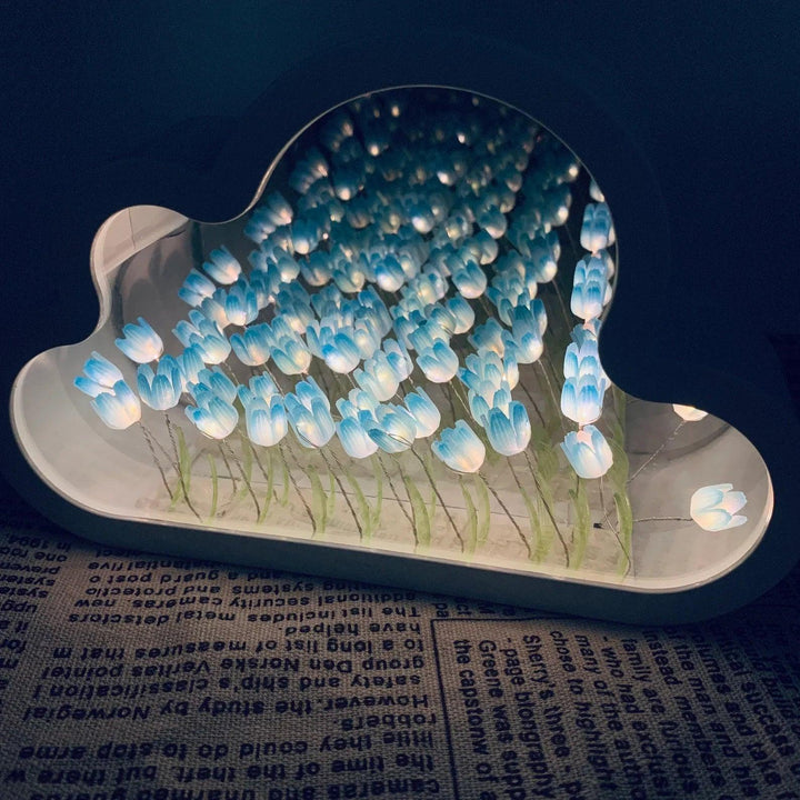 Tulip Cloud LED Spejl – Magisk Lys &amp; Dekorativt Design |