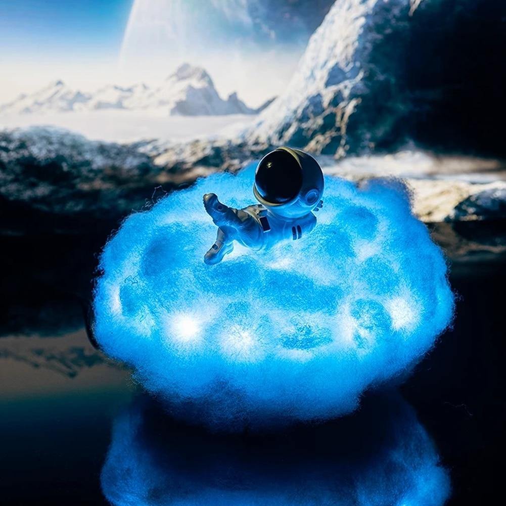 Astronaut farverig Skyer Nattelys