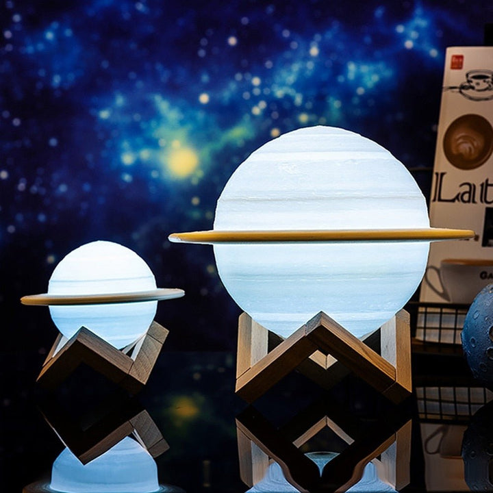 Lampe - SaturnGlow - Planetarisk Design - Justerbart Lys